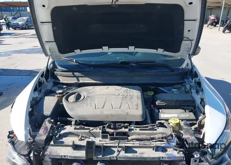 2017 Jeep Cherokee Trailhawk L Plus 4X4 из США, поврежденный, VIN 1C4PJMBS6HW568344